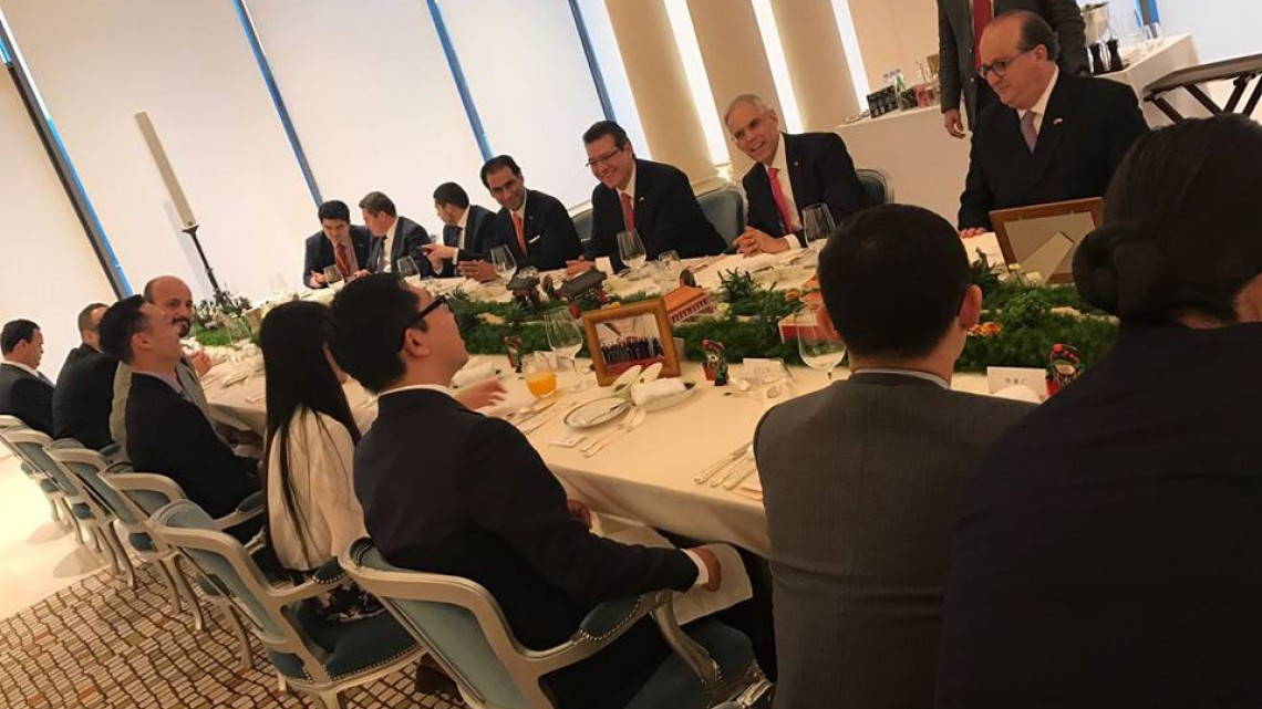Cabeza de Vaca inicia gira en China 