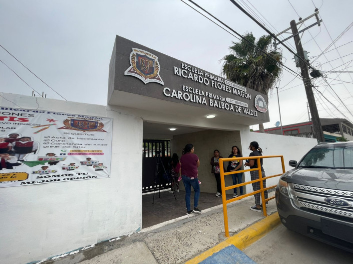 Exigen madres de familia transparencia del programa 'La escuela es nuestra'