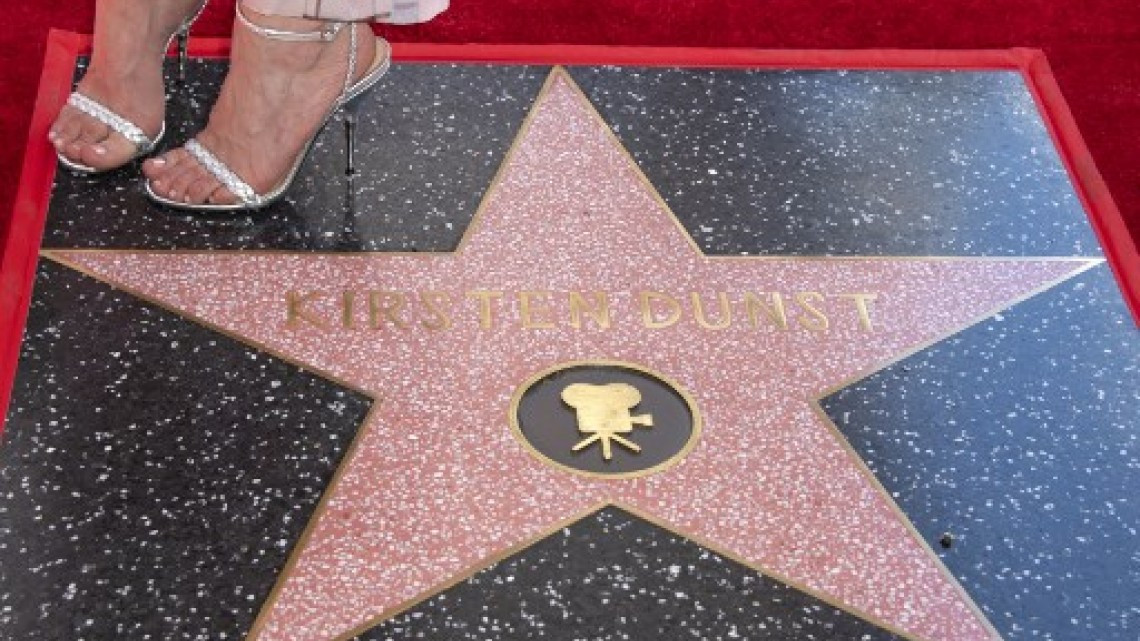 Kirsten Dunst ya tiene su estrella en el Paseo de la Fama de Hollywood 