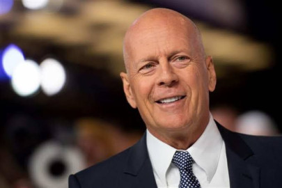 Bruce Willis se retira de la actuación por problemas de salud