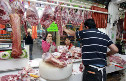 Para atenuar 'gasolinazo', PRD buscará proteger el salario y economía interna