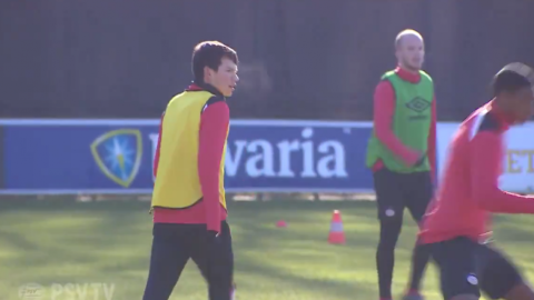 ‘Chucky’ Lozano regresó a entrenar y podrá jugar el sábado