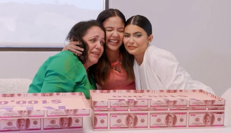 Kylie Jenner le regala 200 mil dólares a fan