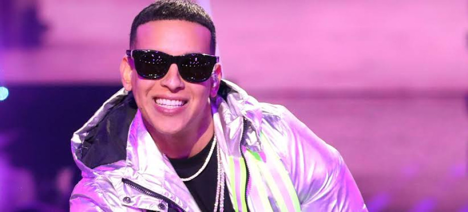 Disfruta a Daddy Yankee, Bad Bunny y más en concierto virtual