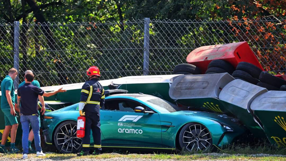 ¡Fuerte choque! Así fue el insólito accidente del Safety Car de la F1
