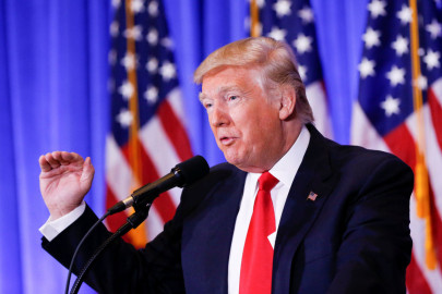 64% de estadounidenses quiere que Trump cierre su cuenta de Twitter