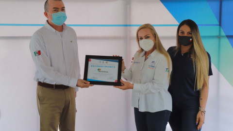 Inaugura Alma Laura Amparán casas de salud en comunidades rurales