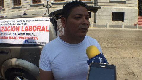 Exigen trabajadores eventuales del Carlos Canseco mejores condiciones de trabajo