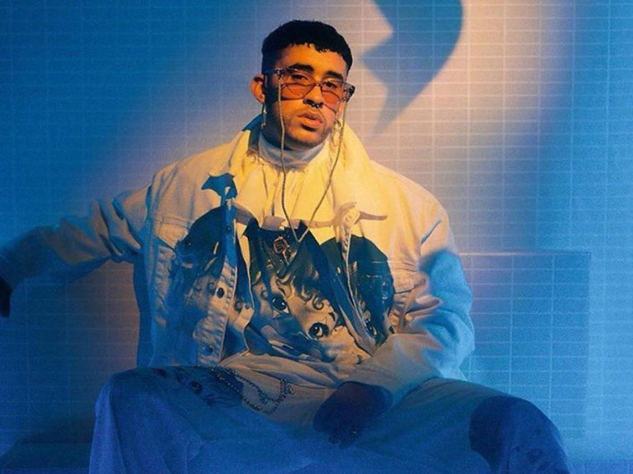Bad Bunny pierde reproducciones en Spotify tras escándalo con fan