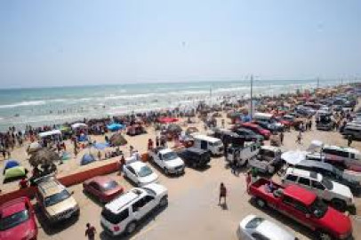 Playa Bagdad registra una afluencia de 345 mil 800 visitantes