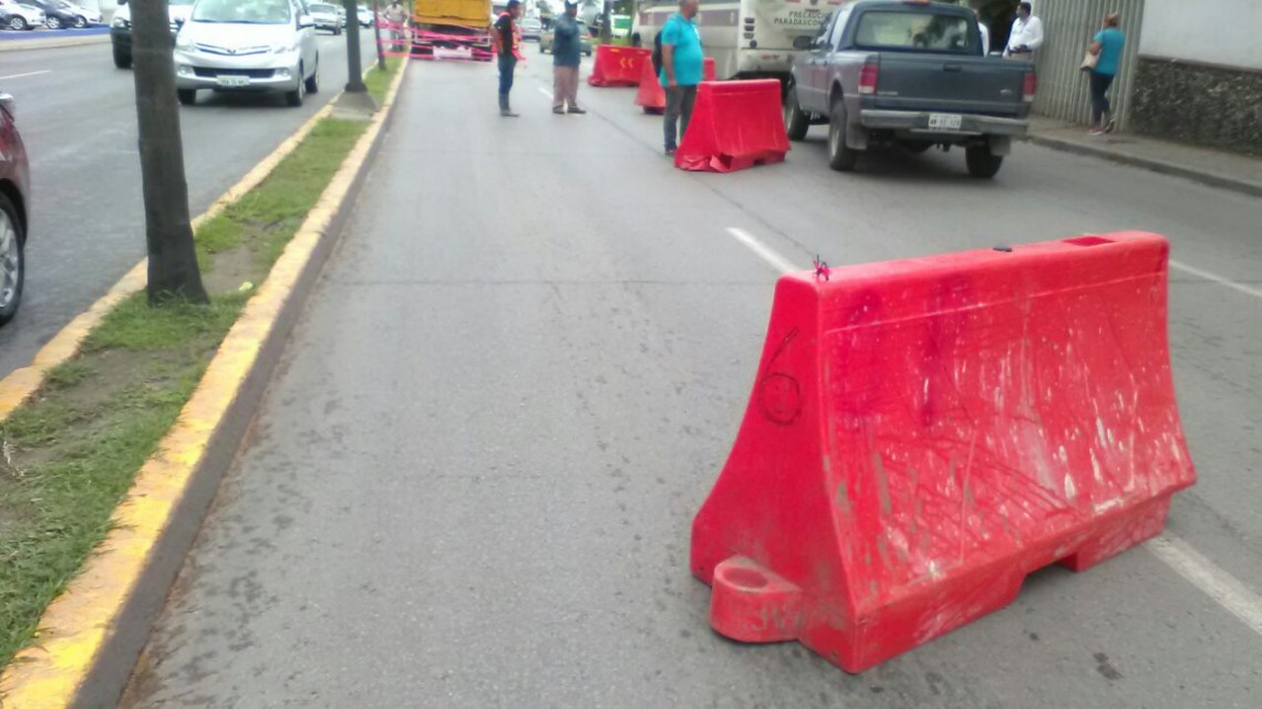 Se registra hundimiento en la avenida Hidalgo