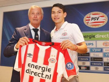 Lozano es presentado oficialmente en el PSV 