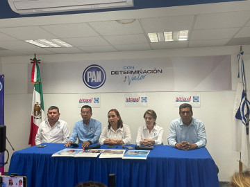 Adriana Dávila llama a militantes a votar en contra del oficialismo del PAN