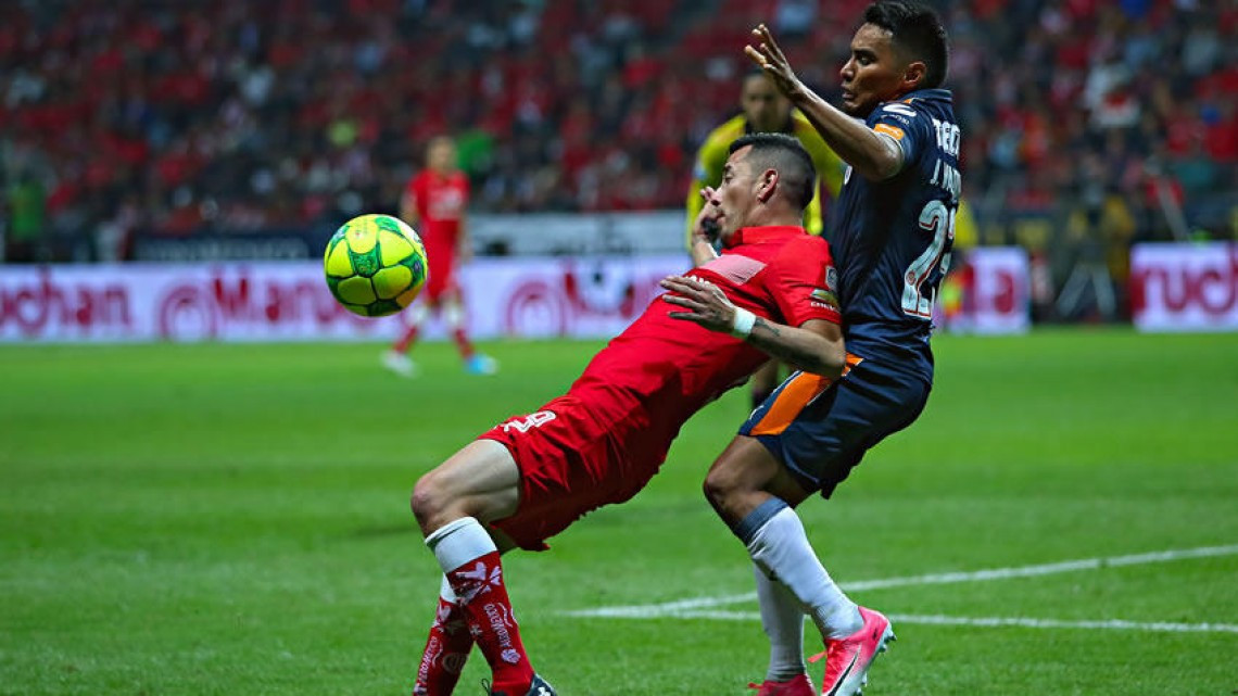 Empata Chivas y Toluca a 1 en cuartos de final