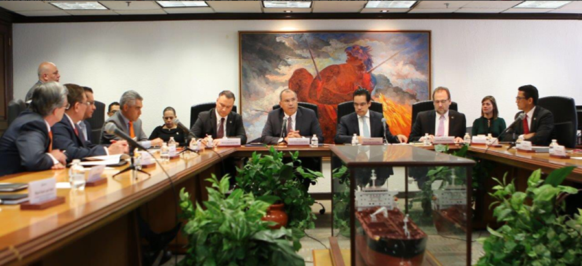 Para mejores relaciones industriales Pemex hace una Comisión Consultiva Empresarial