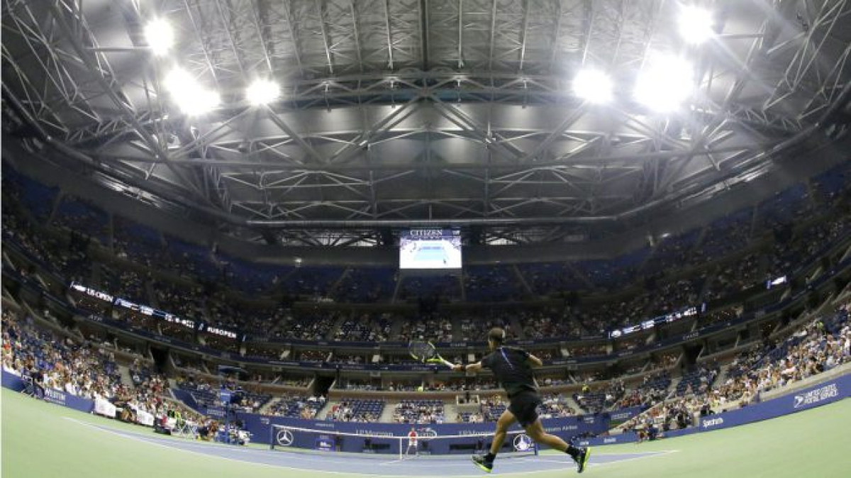 Semifinales femeniles del US Open serán bajo techo