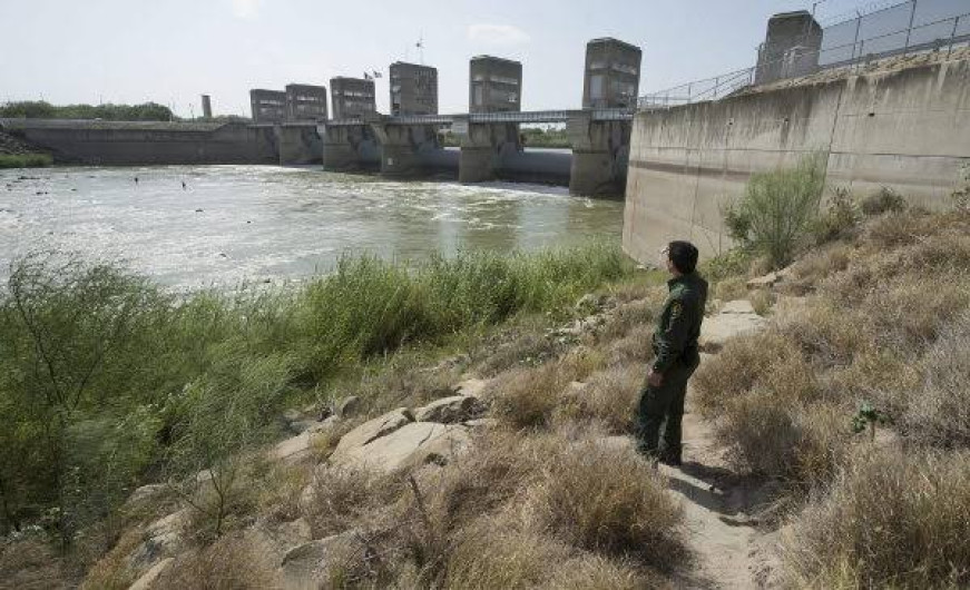 Encuentran cuerpo sin vida de migrante en RGV