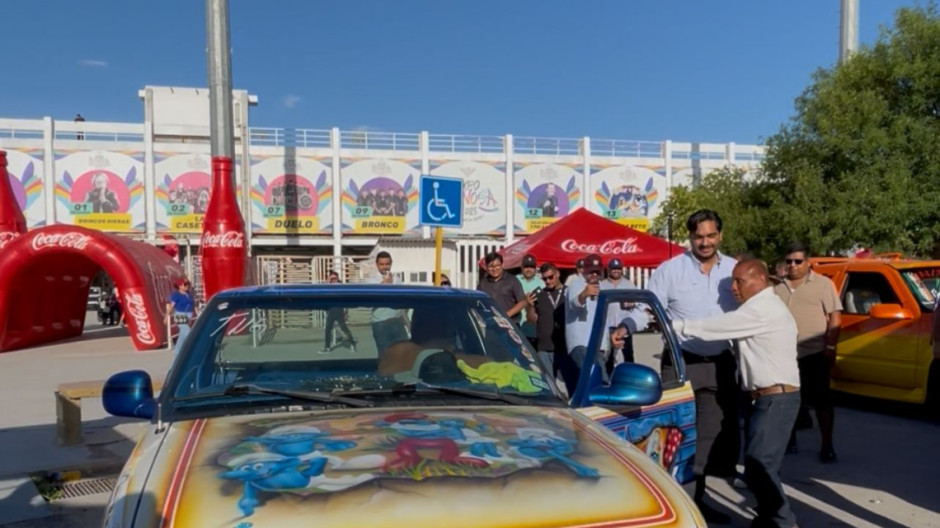 Alcalde celebra el Día del Padre en Festival de Autos