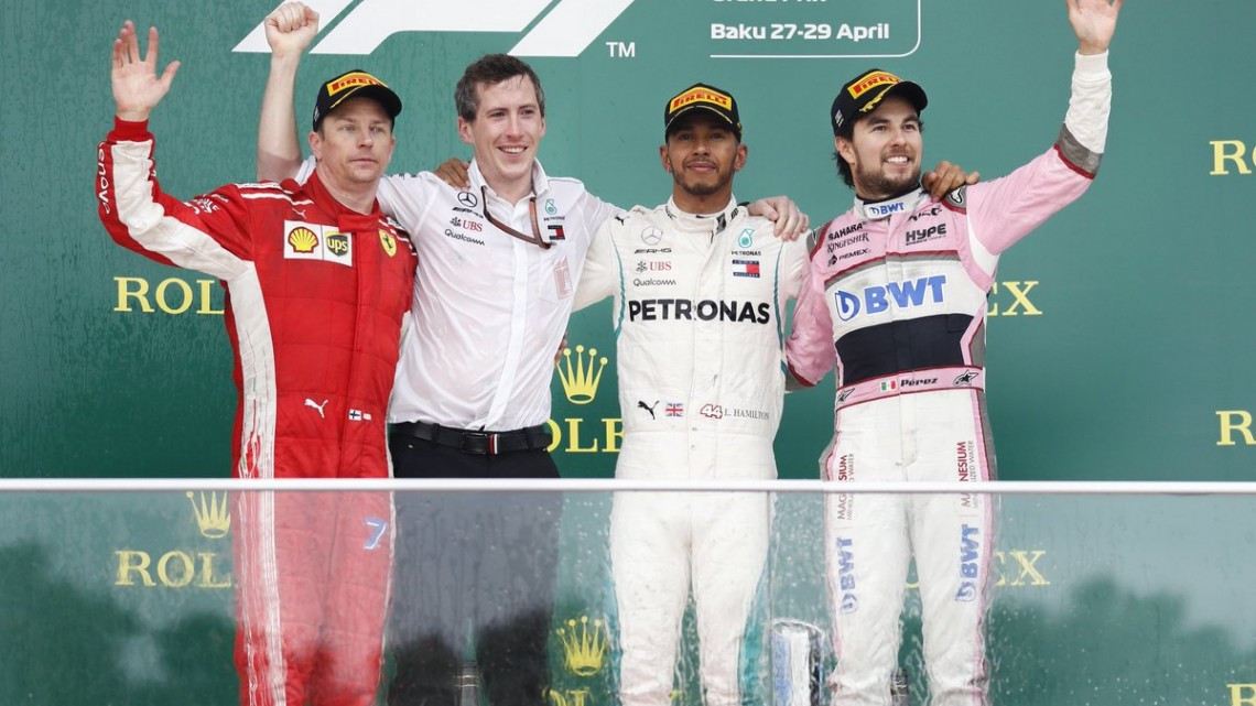 Sergio Pérez se lleva el tercer lugar en el podio de Azerbaiyán