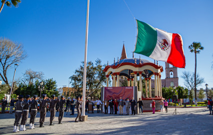 Conmemoran 107 aniversario de la promulgación de la Constitución de 1917 