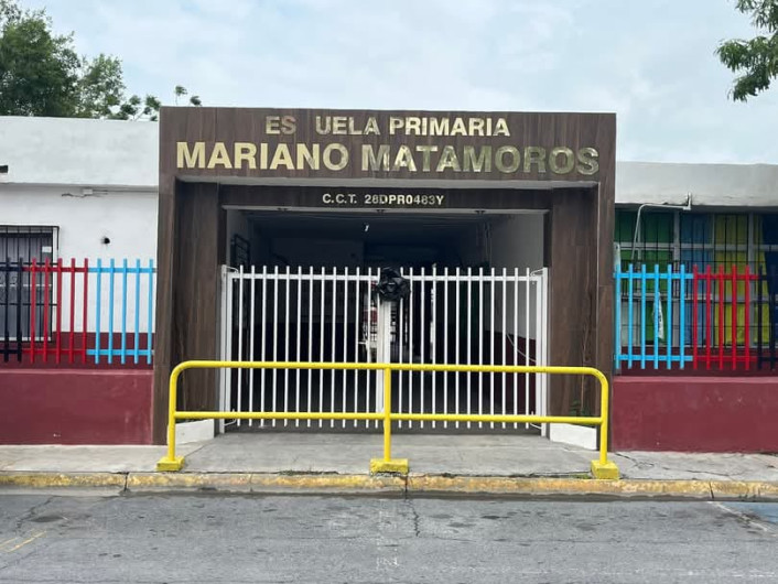 Refuerzan seguridad en zona centro, tras robos en planteles educativos