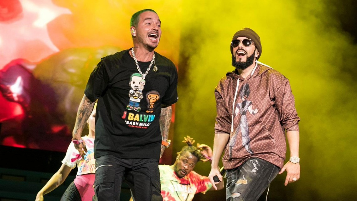 J Balvin hace historia en Lollapalooza