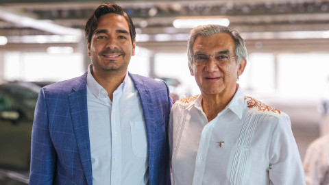 Carlos peña Ortiz y Américo Villarreal reconocen a las y los enfermeros en el Centro de Convenciones Reynosa