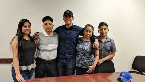 Tamaulipeco Fernando Gallegos firma con Mets de NY