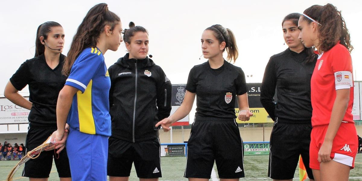 Conoce a la árbitra de Primera División con una Ingeniería Aeroespacial