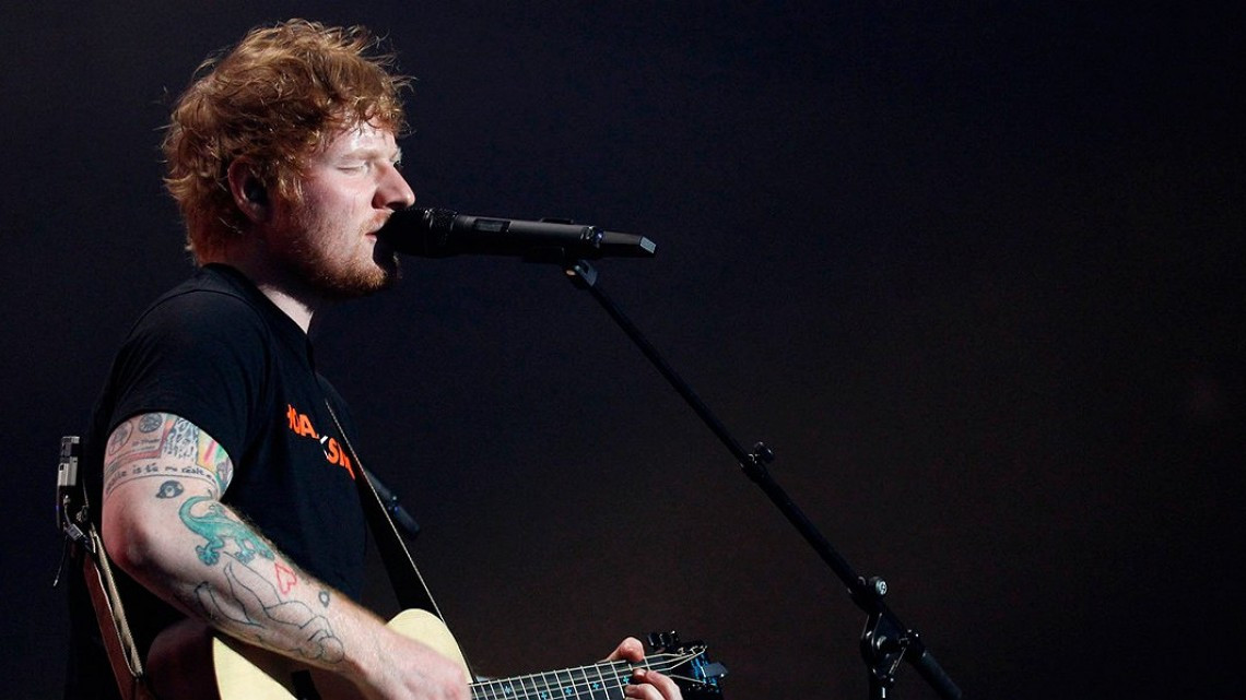 Ed Sheeran está comprometido 