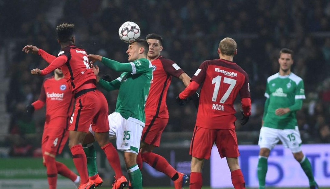 Frankfurt empata 2-2 ante el Werder Bremen en la Bundesliga 