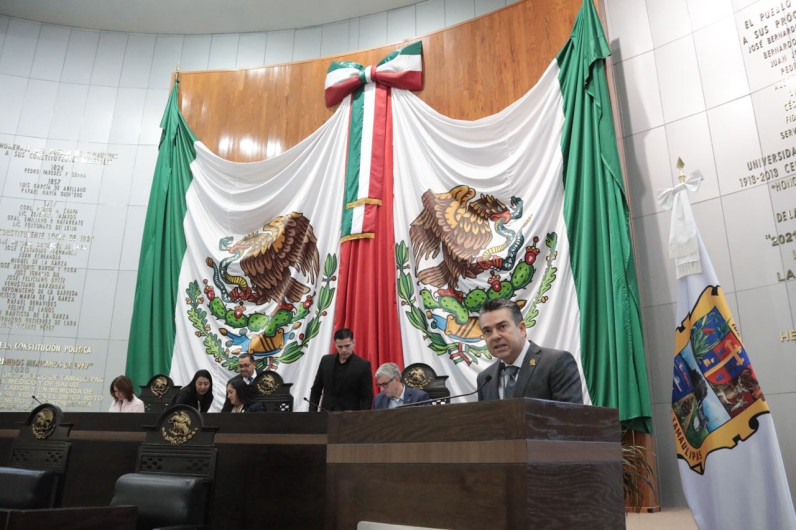 Acuerda Congreso que ASE revise cuentas de Cabeza de Vaca