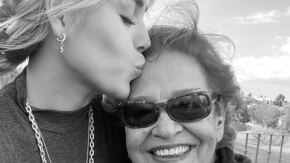 La emotiva despedida de Danna Paola a su abuela que ha fallecido por Covid-19