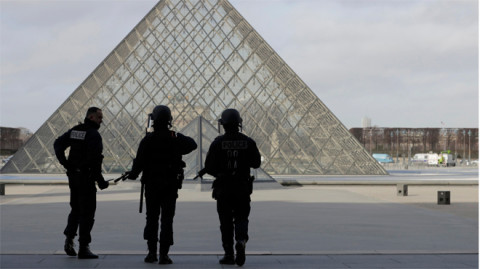 Hombre detenido por intento de ataque terrorista