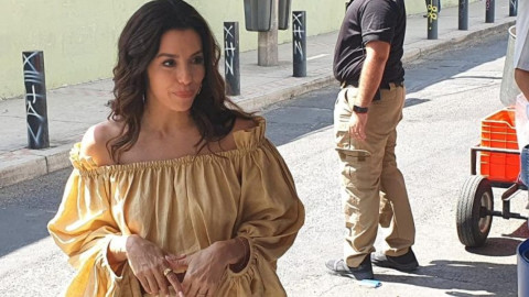 Eva Longoria visita Guadalajara y disfruta de una torta ahogada
