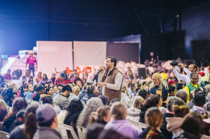 Confirma Gobierno de Carlos Peña Ortiz, 160 MDP en Becas durante el 2024