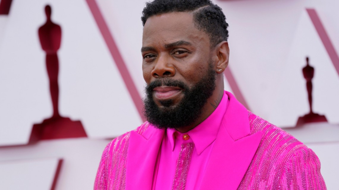 Así lucen las estrellas en la alfombra roja de los Premios Oscar 2021