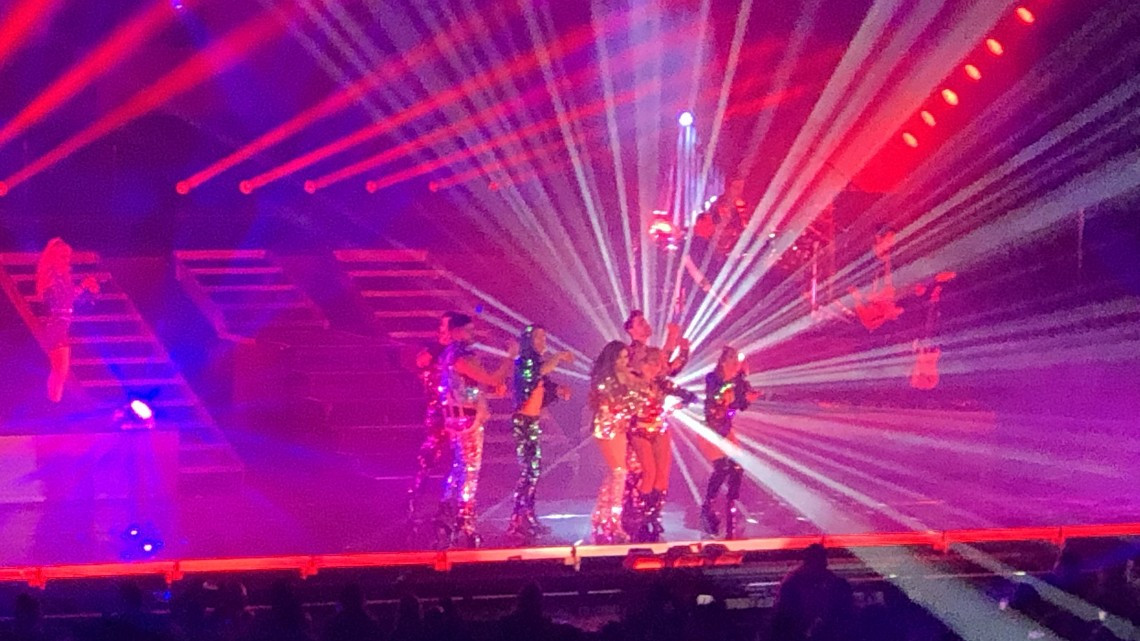 Gloria Trevi se convierte en 'Diosa de la noche' en el Payne Arena