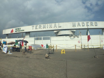 En riego de desabasto el sur de Tamaulipas, por bloqueo