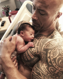 Dwayne Johnson se convierte en padre por tercera vez