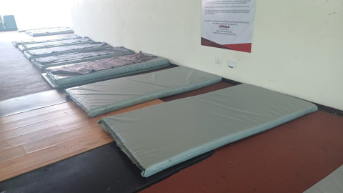 Sin familias en el albergue tras desalojo en la colonia 23 de Marzo