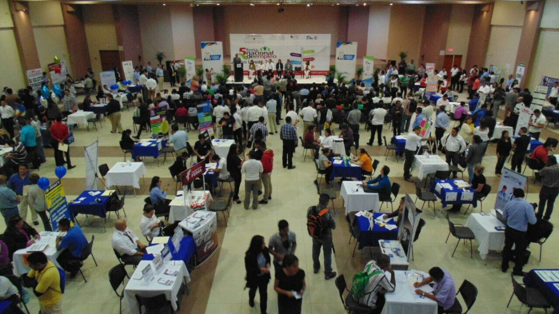 Generar empleos lo más  improtnte para el gobienro: Estela Chavira