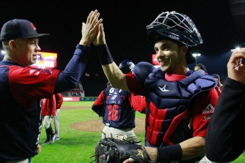 Bravos de León vence a Diablos Rojos