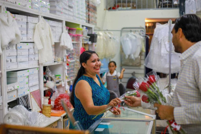 Homenajeó Presidente Municipal con flores a las Madres de Reynosa 