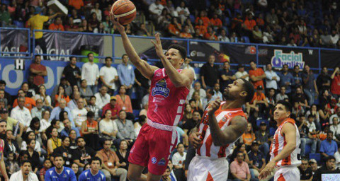 Capitanes toma revancha y vence 86-82 a Soles