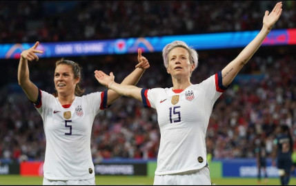 ¡Adiós a las anfitrionas! Estados Unidos vence 2-1 a Francia
