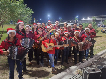 Ameniza Conjunto Norteño del IRCA, Desfile Navideño