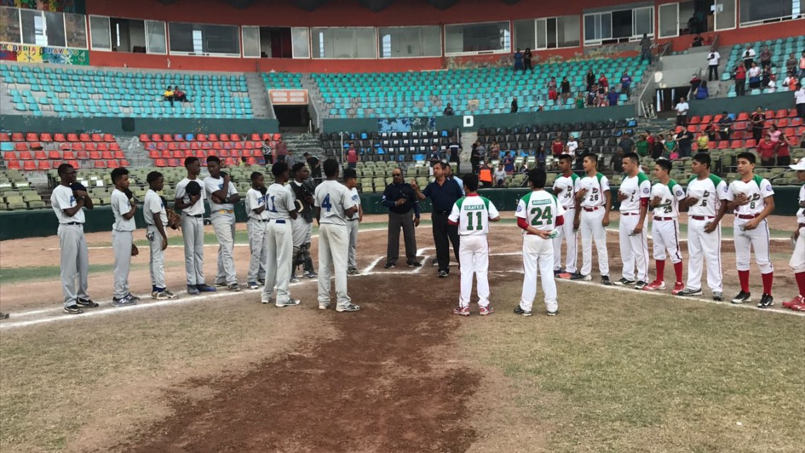 México consigue su primera victoria 