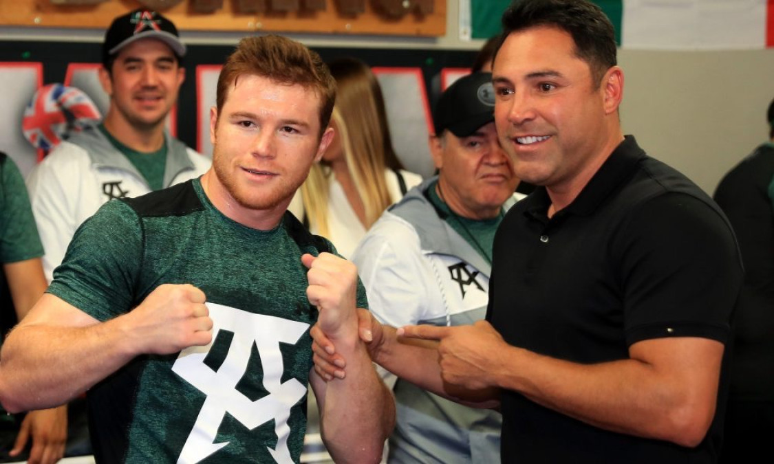 Golovkin tiene miedo de pelear contra Canelo: De la Hoya