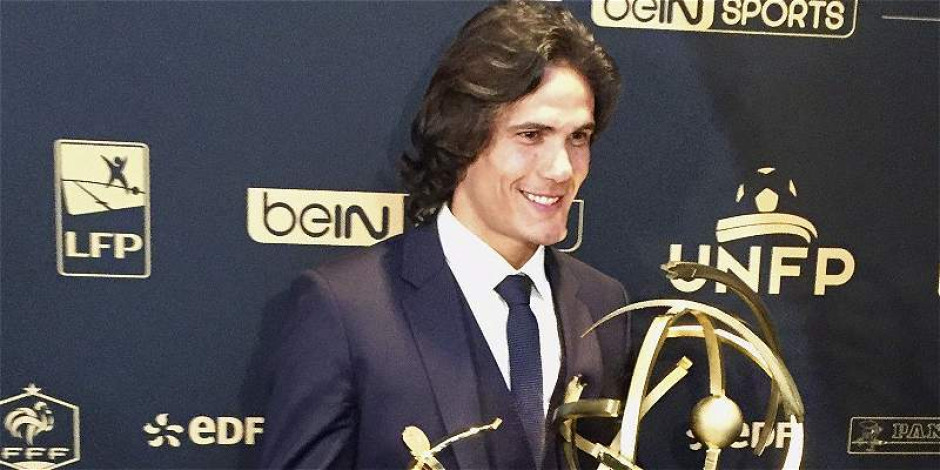 Edinson Cavani es elegido como el mejor jugador del año en Francia